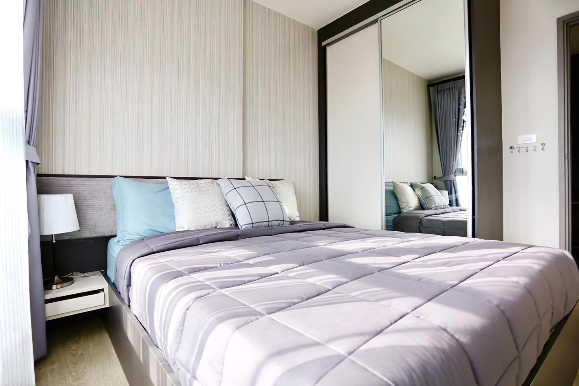Central & Infinity Pool Apartment *